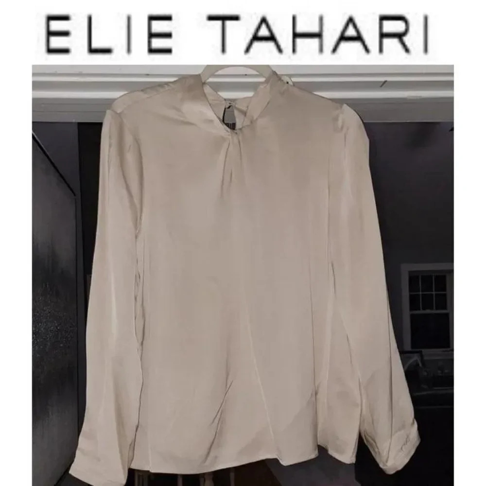 Elie Tahari twist Neck Blouse top in champagne sz Medium 12/14